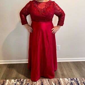 Red, Plus Size Women’s Dress